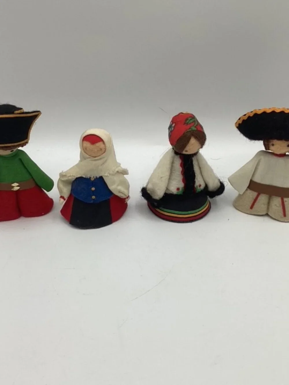Vintage Miniature Folk Art Dolls Felt & Cloth Traditional Costumes 3.5